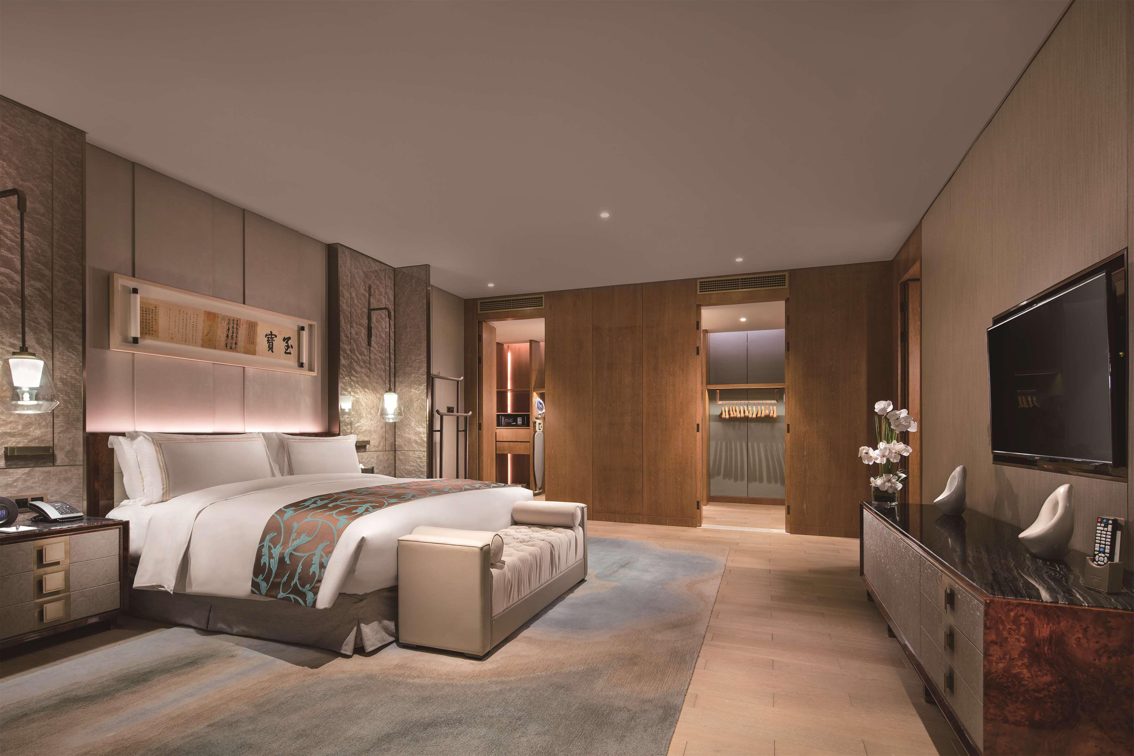 Conrad Xiamen Hotel Exterior photo