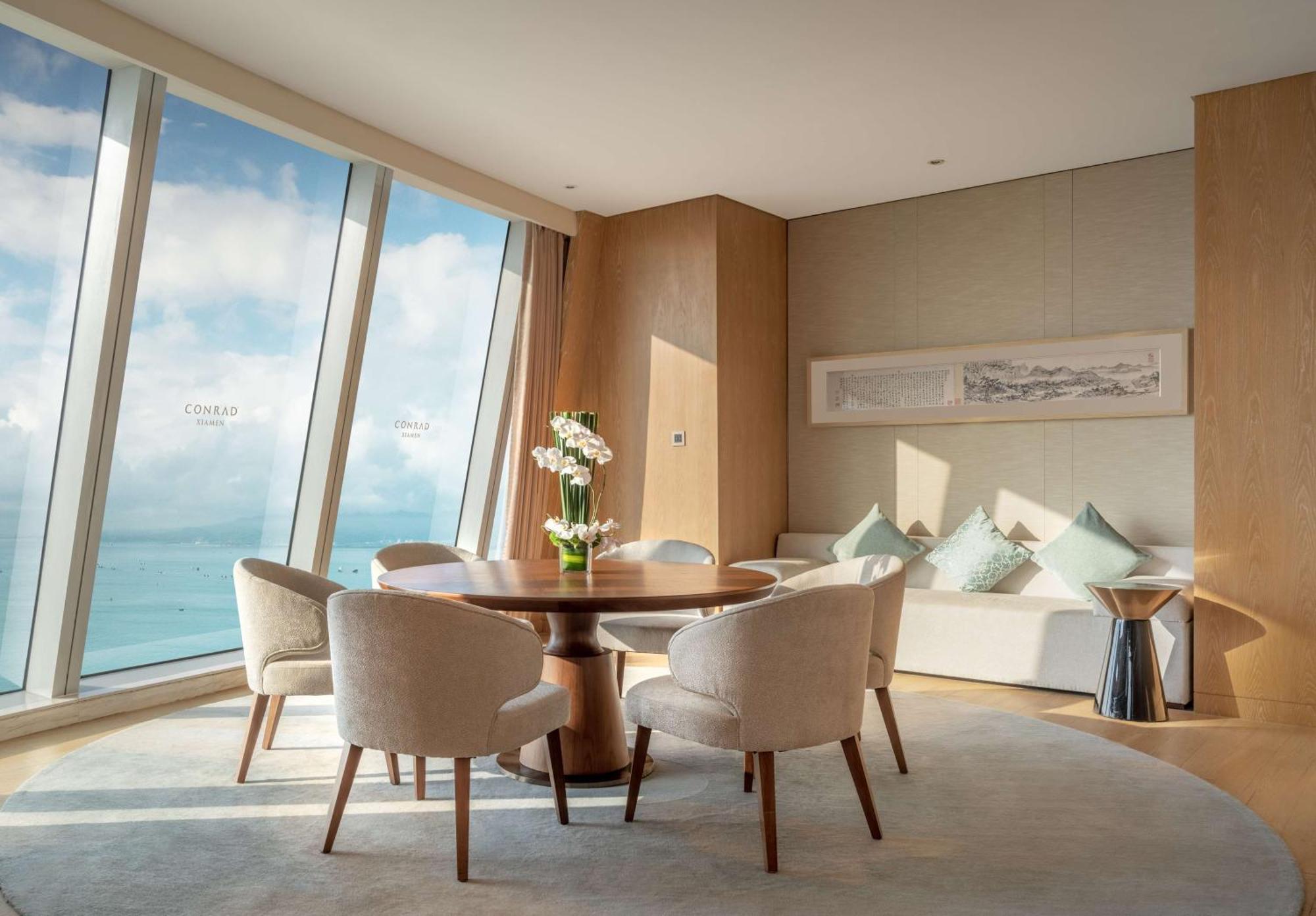 Conrad Xiamen Hotel Exterior photo